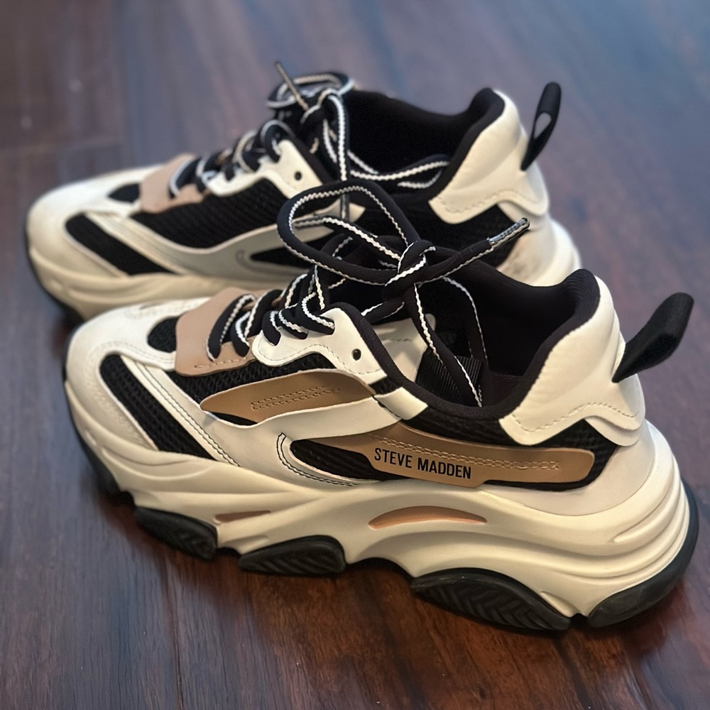 Steve Madden size 6 Luxury Sneakers “possession black/tan”